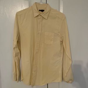 Gap button up, size medium, great condition $15